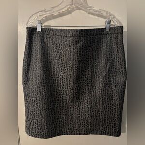 LOFT Charcoal Textured Pencil Skirt